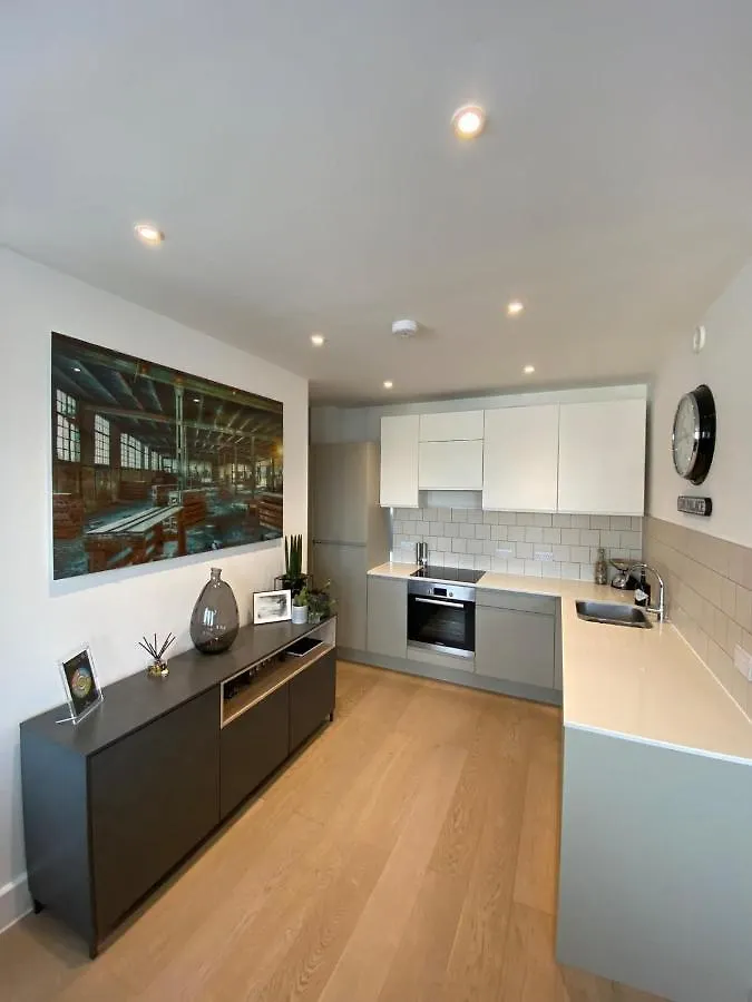 Tasteful 2Bd Flat Wopen Plan Living - Blackheath! London 0*,  United Kingdom
