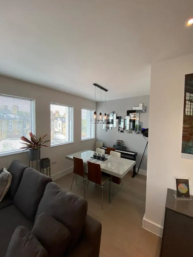 Apartment Tasteful 2Bd Flat Wopen Plan Living - Blackheath! London